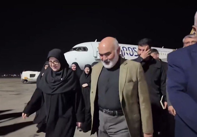سخنگوی دولت به نمایندگی از هیئت دولت وارد خوزستان شد