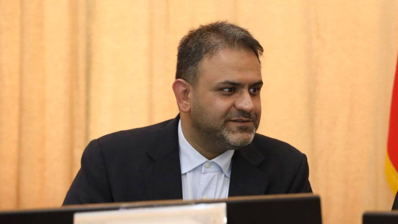 بهره‌وری در نظام اداری مهمتر از کوچک سازی دولت است