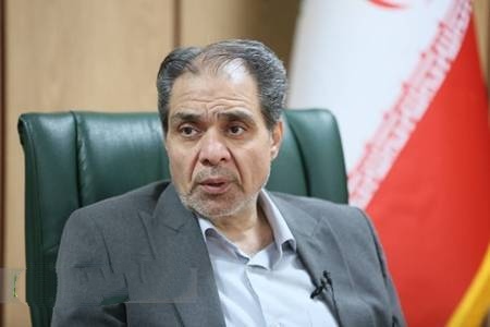 قدردانی معاون توسعه مدیریت و منابع وزارت بهداشت از تلاش کارکنان نظام سلامت در روز کارمند