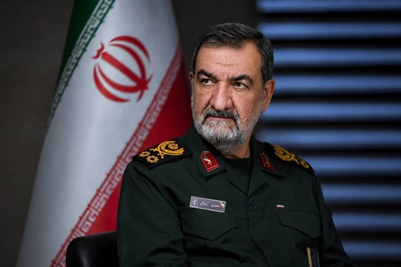 محسن رضایی: همراهی با جنگ اقتصادی آمریکا را دشمنی با ایران می‌دانیم