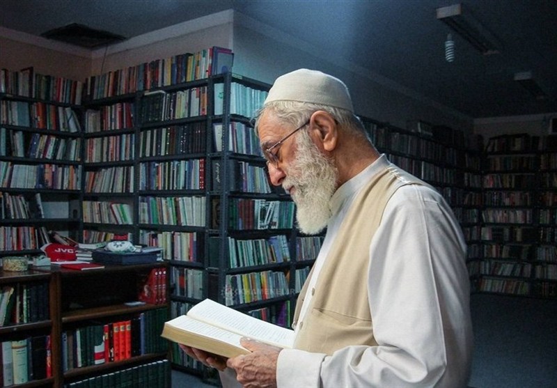 آقای کتابخوان