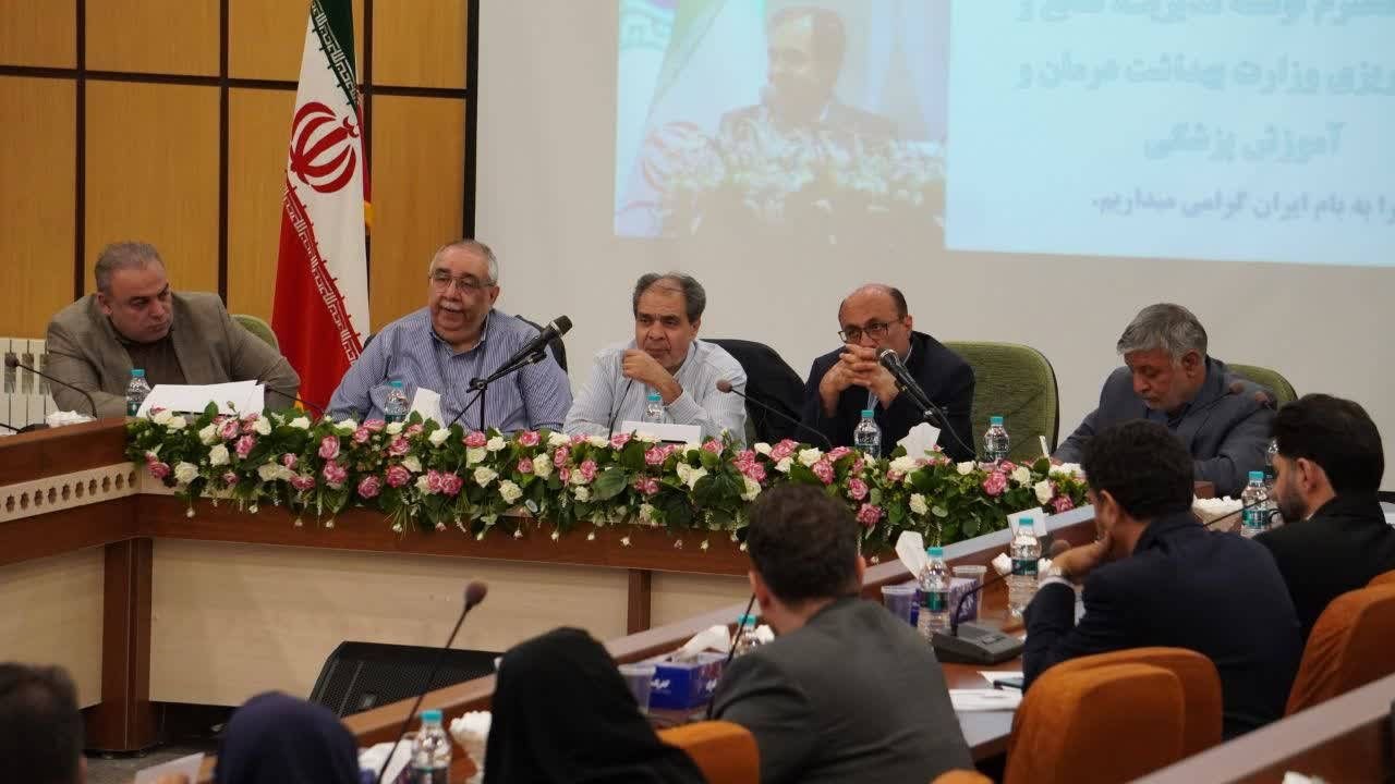 پزشکی خانواده ابزاری برای ساماندهی رفتار مردم، ارائه‌دهندگان خدمت و نظام پرداخت است
